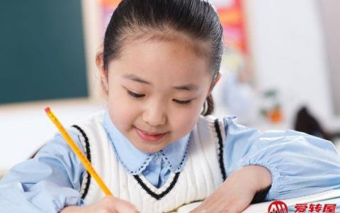 兼职手抄字300元一万字？抄文章兼职揭秘是真是假一目了然