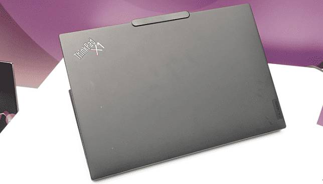 【CES 2024】Lenovo 全新 ThinkPad X1 Carbon 12th Gen ThinkPad X1 2-in-1 9th Gen 登场 配备 Intel Core Ultra 处理器