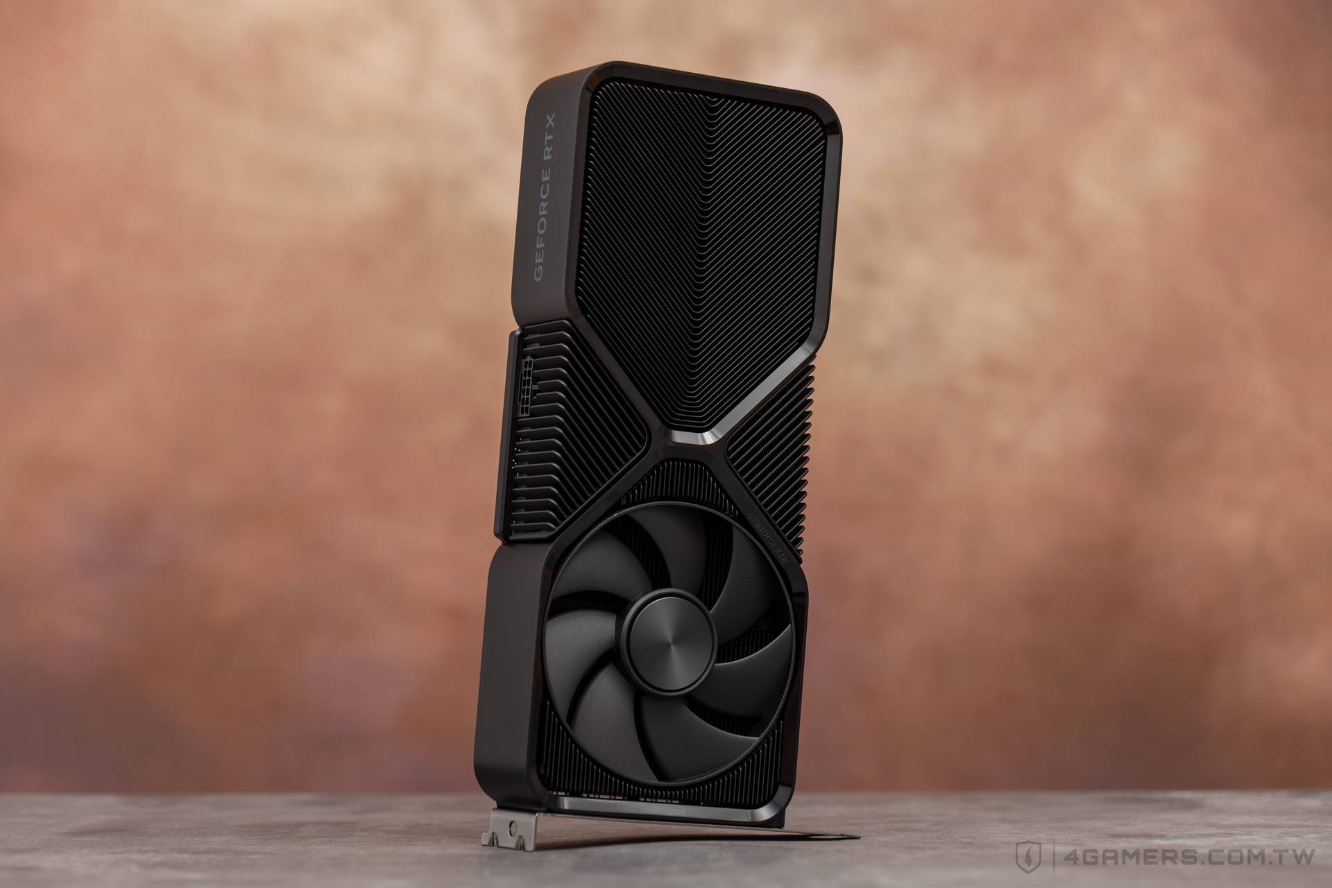 NVIDIA GeForce RTX 4070 SUPER Founders Edition