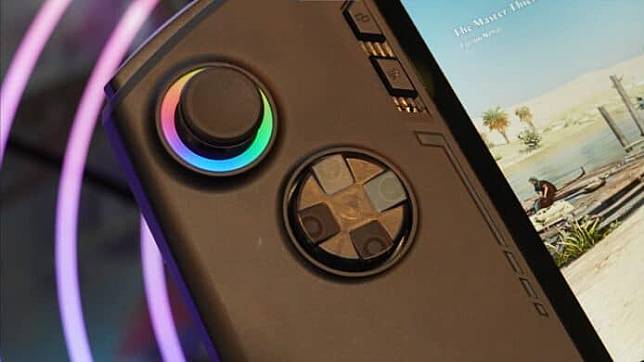 【CES 2024】MSI 推首部 Windows 游戏掌机 Claw Intel Core Ultra 处理器 + 可玩 3A 大作