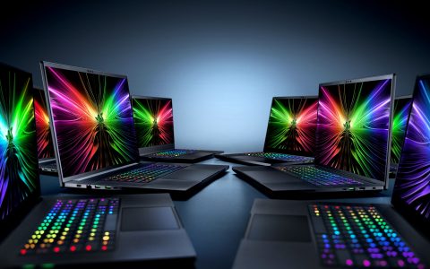CES 雷蛇 Razer Blade 笔电全系列更新，下一代技术 Wi-Fi 7 与 Thunderbolt 5 降临
