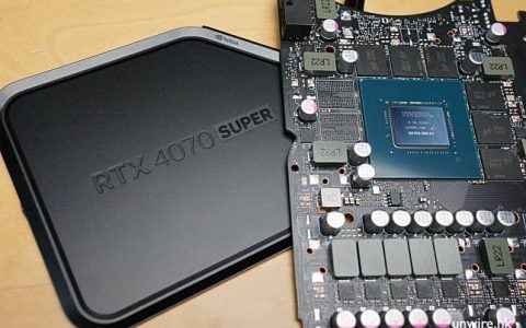 NVIDIA RTX 4070 SUPER 显示卡 详细测试 + 性能直迫 RTX 3090 旗舰卡