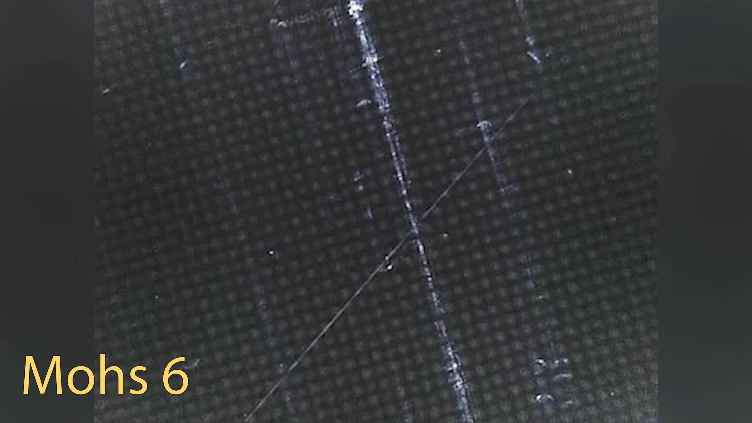 钛金属 S24 Ultra 耐用度实测！ 最耐刮的三星屏幕