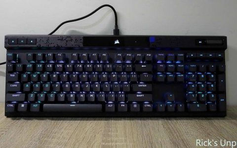 【开箱】CORSAIR K70 MAX MGX Rapid Trigger心得