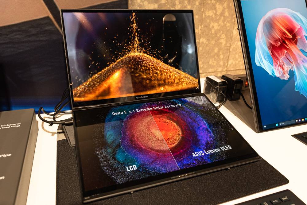 ASUS 推出首款双 14“ 3K OLED 屏幕的 Zenbook DUO （2024） UX8406 商务笔记本