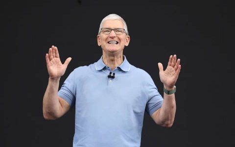 更多 Apple、Tesla 潜在收购细节被爆出，原来苹果也伸出过橄榄枝，而且想打造用 Siri 控制的车辆