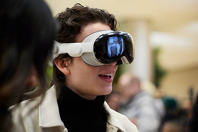 Tim Cook：Vision Pro 创造了一个世界前所未见的产品