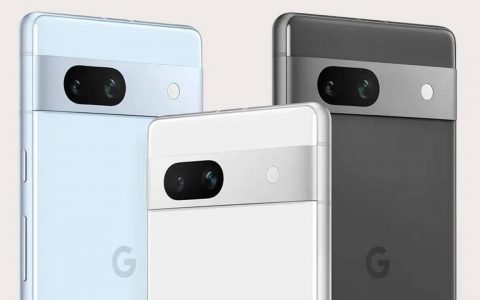 Google Pixel 8a实机曝光，圆润四角配粗勇边框