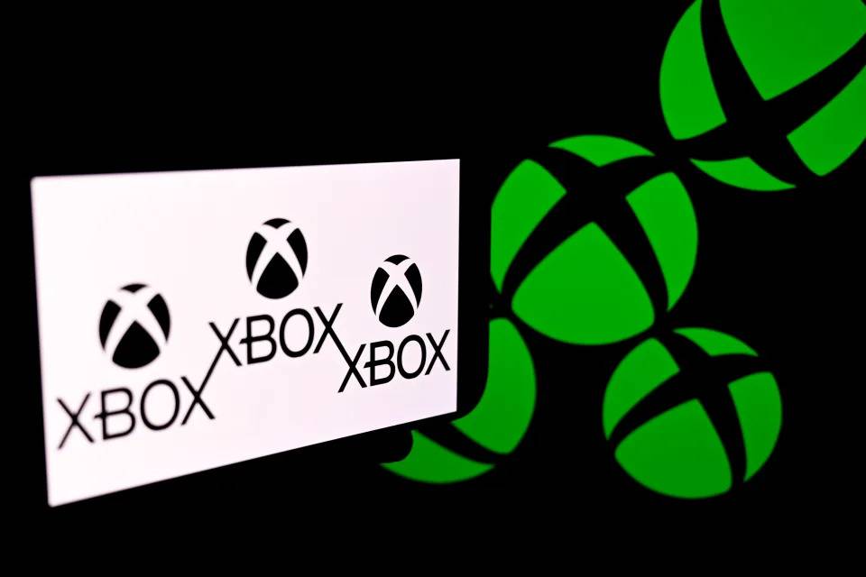 ANKARA, TURKIYE - JANUARY 02: In this photo illustration, Xbox logo is being displayed on a mobile phone screen in Ankara, Turkiye on January 02, 2024. (Photo by Ismail Aslandag/Anadolu via Getty Images)