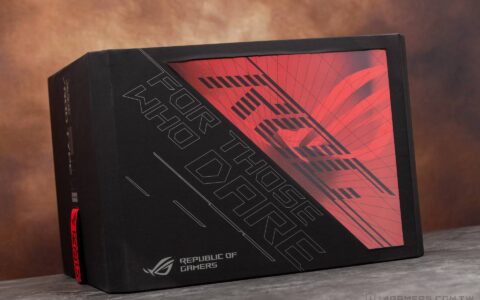 内存性能再强化，华硕ROG Maximus Z890 Hero媒体评测套件动眼看