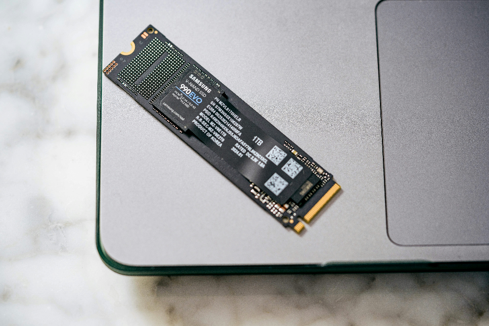 4 种 SSD 速度测试方法，检查你的读写速度正不正常 - 