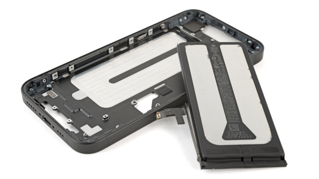 iFixit 拆解 iPhone 16e，电池支持快拆，iPhone 史上第一次