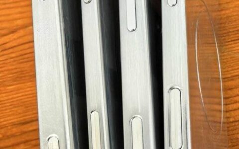 iPhone 17 全系列完整模型机亮相！ 完整机身尺寸、按键配置、外观设计一览无遗
