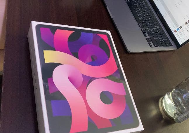 IPad Air 4 64G 周边与使用一个月心得 第1张