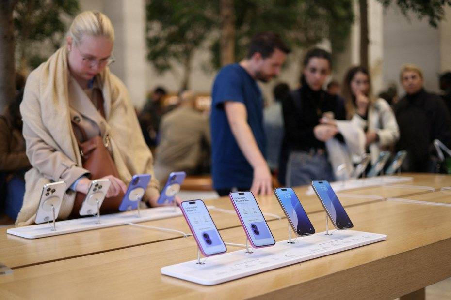 换机更方便! 苹果(Apple)准备推出新框架,让用户可以将APP的数据转移到安卓(Android)设备上。 (示意图/路透)