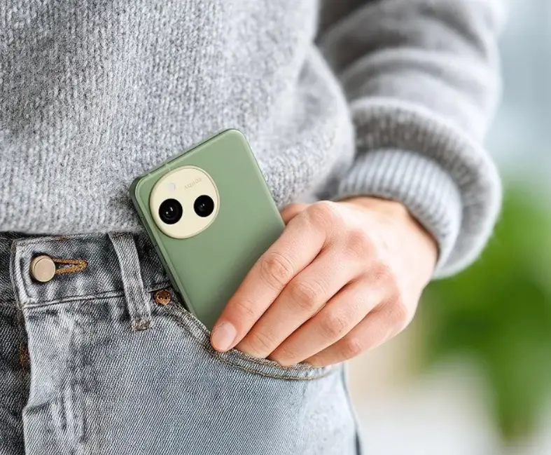 SHARP AQUOS sense10 发布，AI 通话、AI 拍摄，240Hz 高更新屏幕