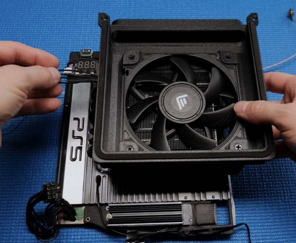 魔改狂将PS5细小60%,而且机温控制在50°C