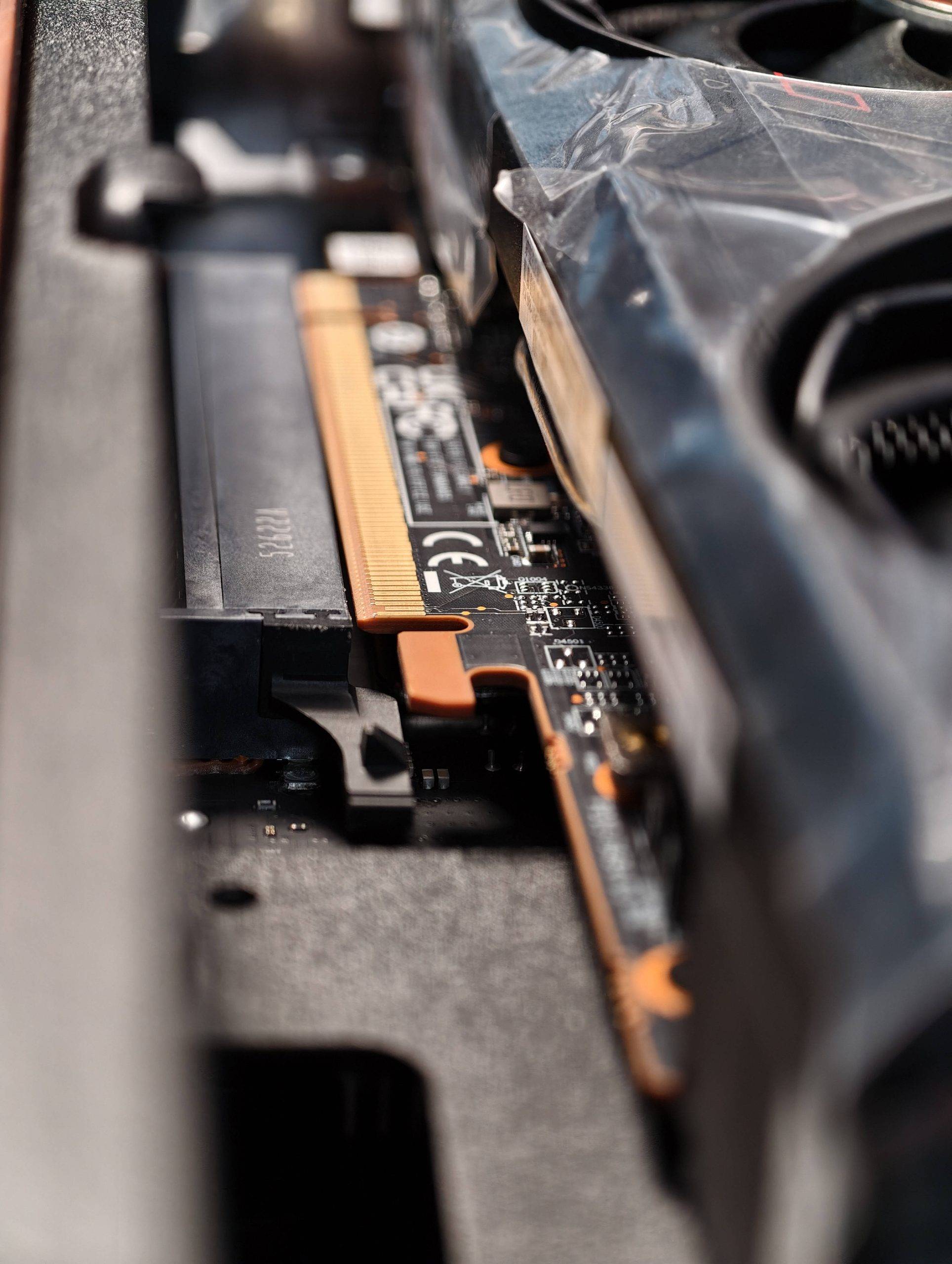 MAXSUN BKB 主板的实际兼容性!