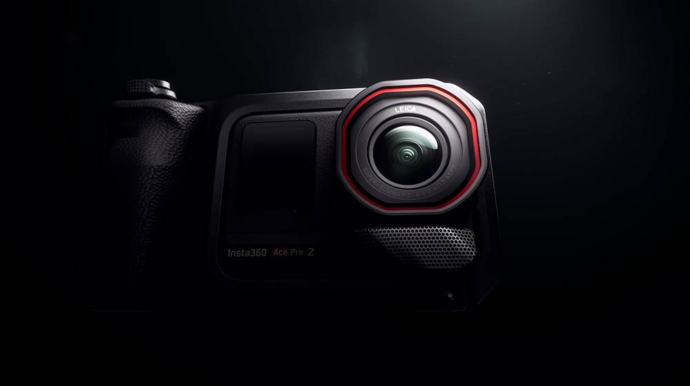 Insta360 Ace Pro 2 套装预告曝光:不只是街拍神器,这次还能「印照片」成为口袋拍立得相机! -